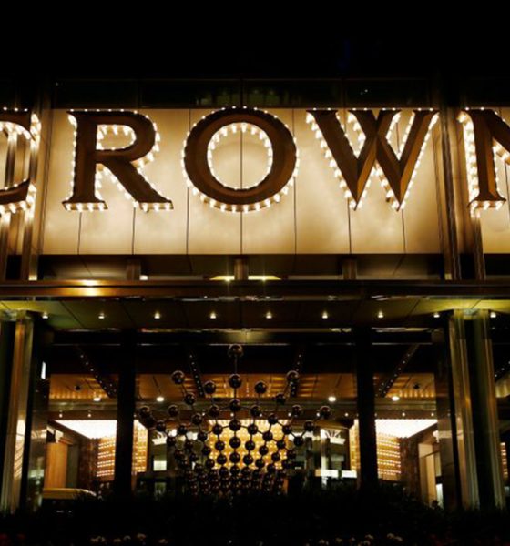 crown-approved-to-retain-its-melbourne-licence