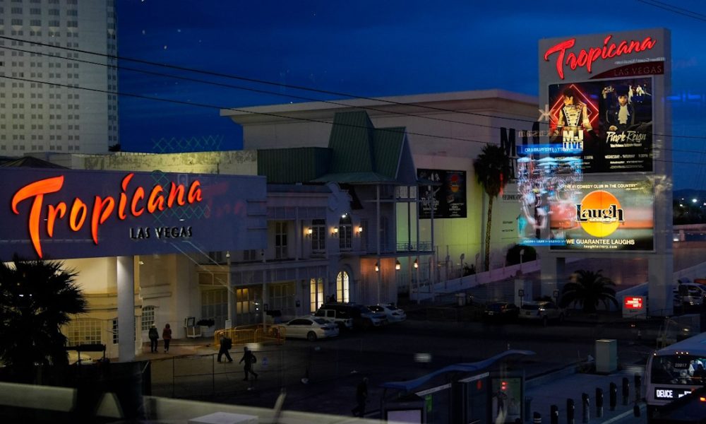 with-the-tropicana-closed,-will-the-a’s-find-love-in-las-vegas-at-that-site?