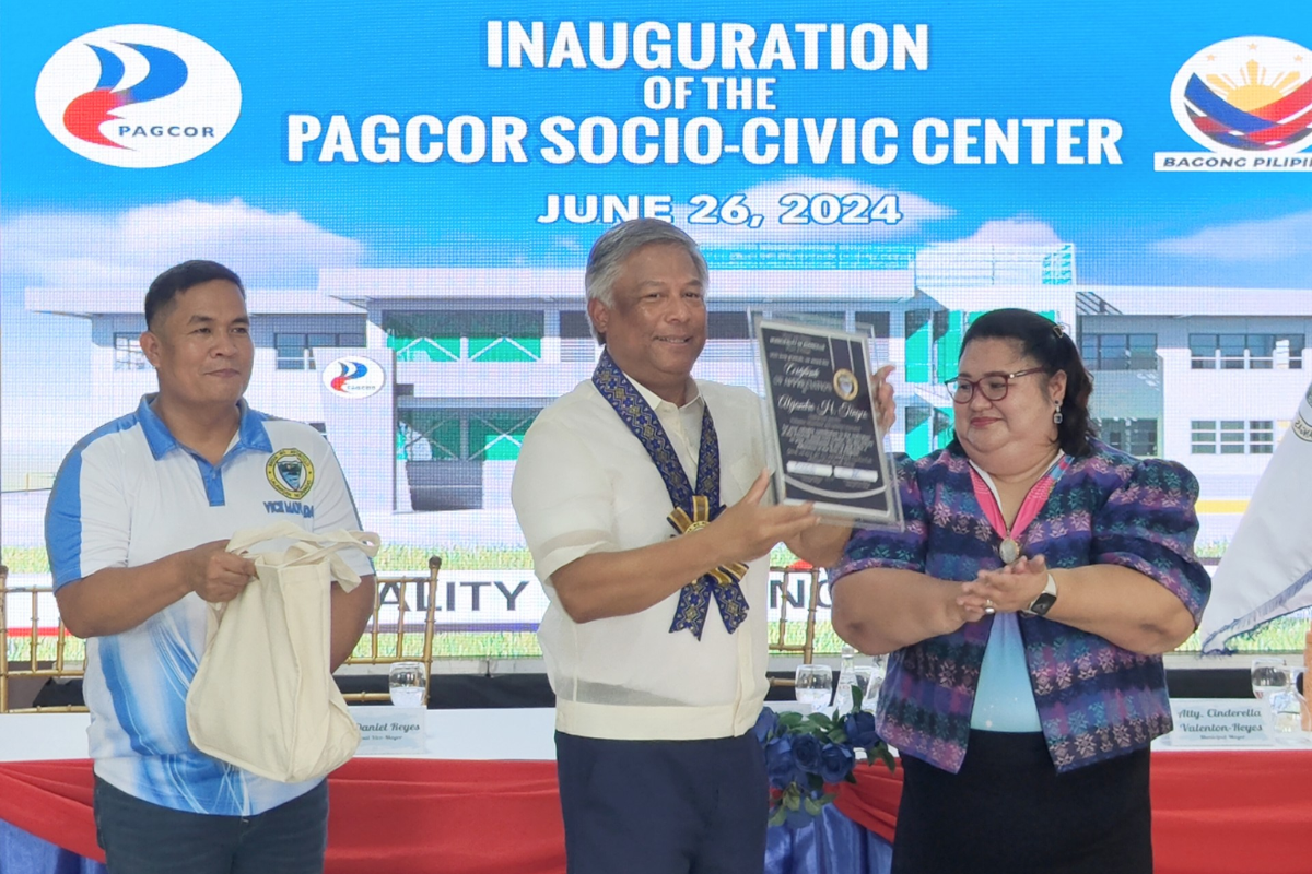pagcor-unveils-first-socio-civic-center-in-batangas