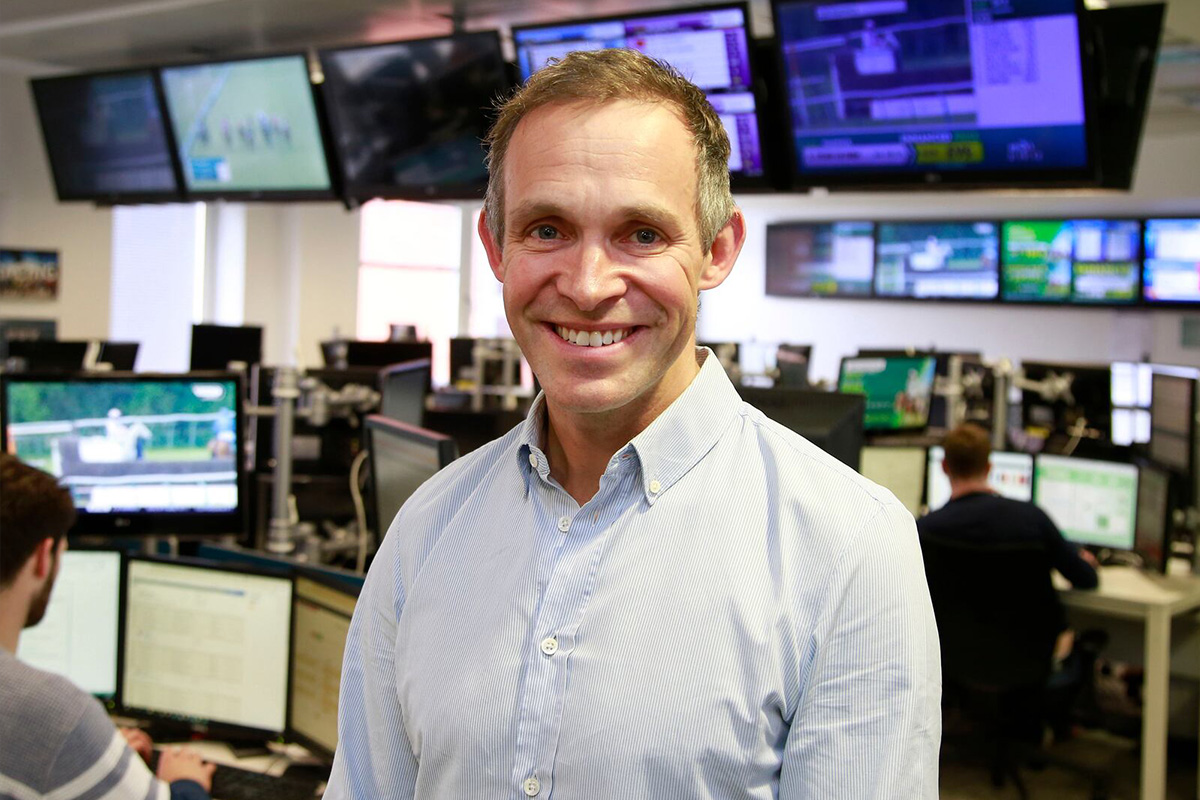 flutter-ceo-peter-jackson-signals-bid-interest-in-italy’s-main-lottery-licence