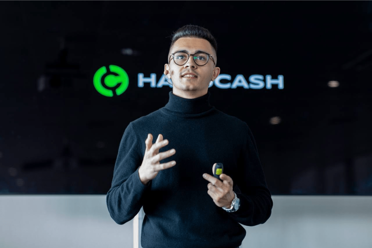 peergame-continues-seamless-wallet-integration-with-handcash